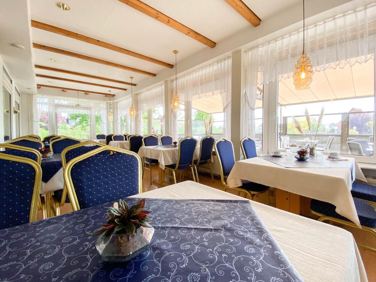 Hotel-Restaurant Vier Linden Штаде Экстерьер фото